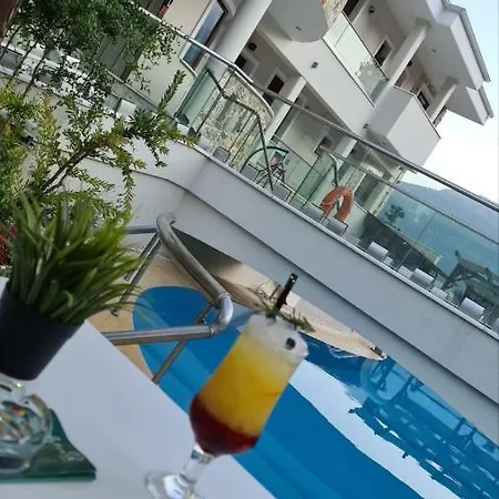 Hatzoudis Luxury