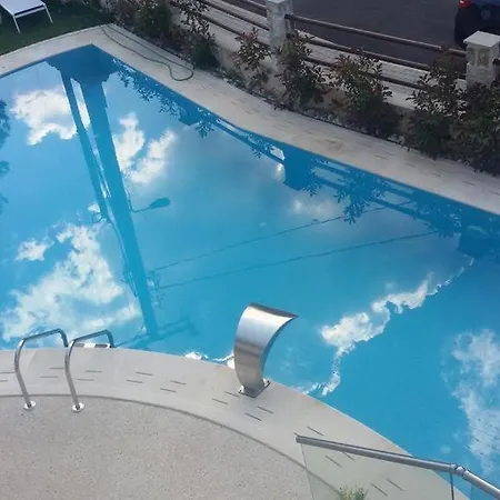 Hatzoudis Luxury * Chrysi Ammoudia