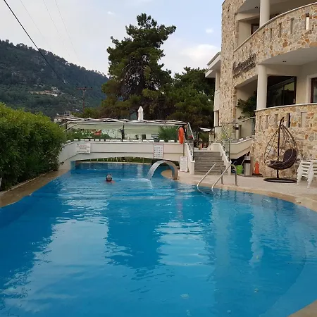 Hatzoudis Luxury Apartment *