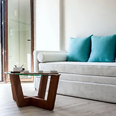 Hatzoudis Luxury Apartment *