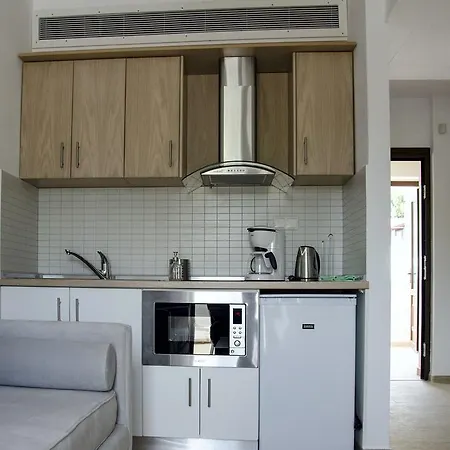 Hatzoudis Luxury * Chrysi Ammoudia