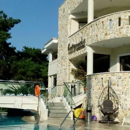 Hatzoudis Luxury Apartment Chrysi Ammoudia