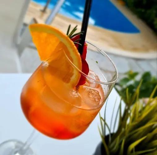 Hatzoudis Luxury Χρυσή Αμμουδιά