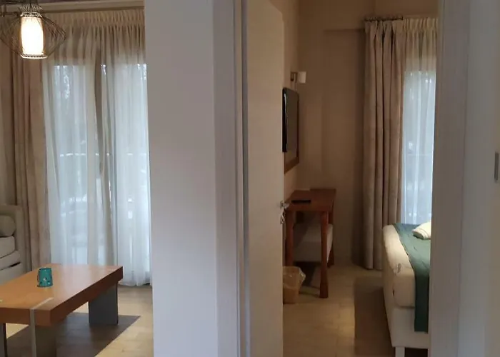 Hatzoudis Luxury * Χρυσή Αμμουδιά